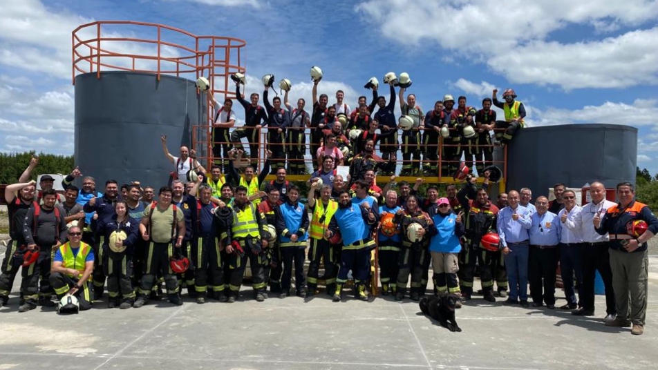 Cuerpo de Bomberos de Puerto Montt, primer equipo HazMat acreditado a nivel nacional